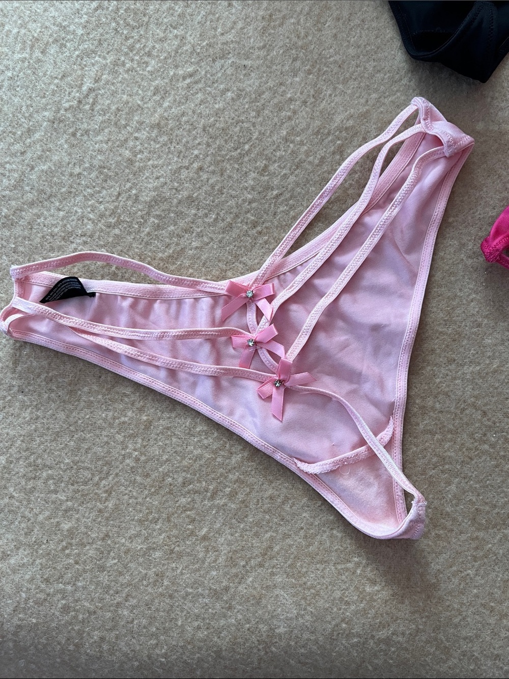 Low-rise V string VSecret Light Pink Sheer Strappy Bikini Panty with Bows size M